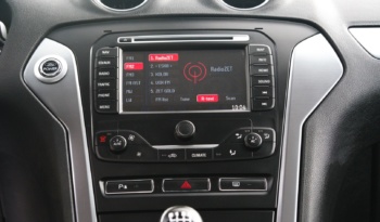 Ford Mondeo full