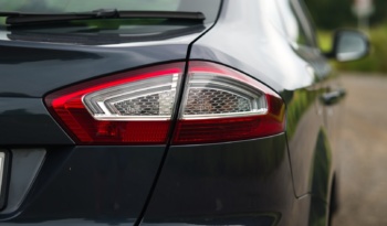 Ford Mondeo full