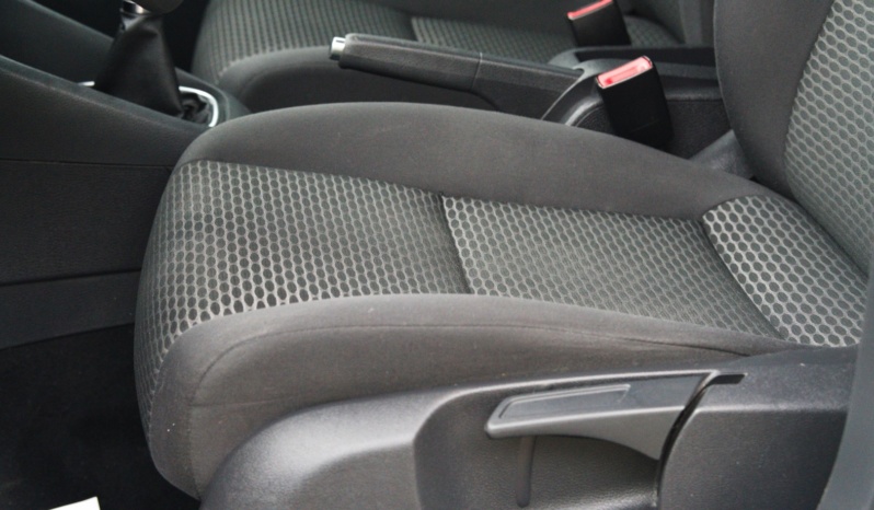 Volkswagen Golf full