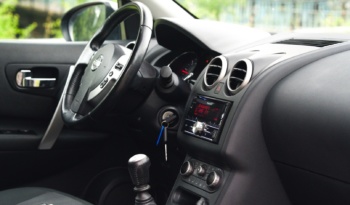 Nissan Qashqai full