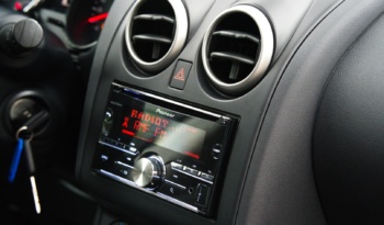 Nissan Qashqai full