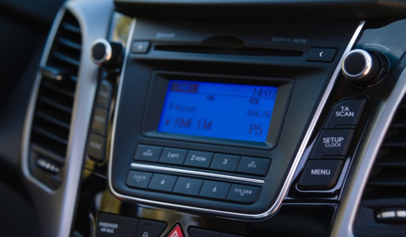 Hyundai i30 full