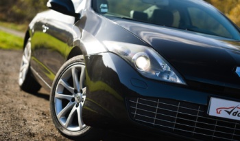 Renault Laguna Coupe full