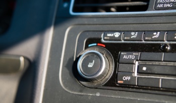 Volkswagen Touran full