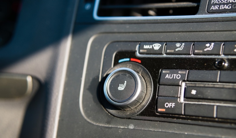 Volkswagen Touran full