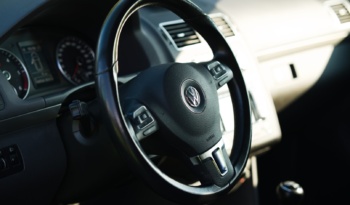 Volkswagen Touran full