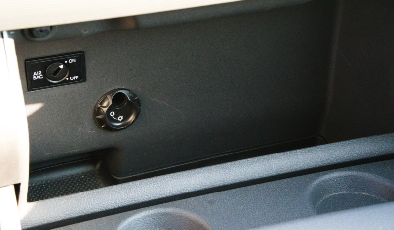 Volkswagen Touran full