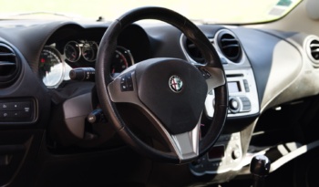 Alfa Romeo Mito full