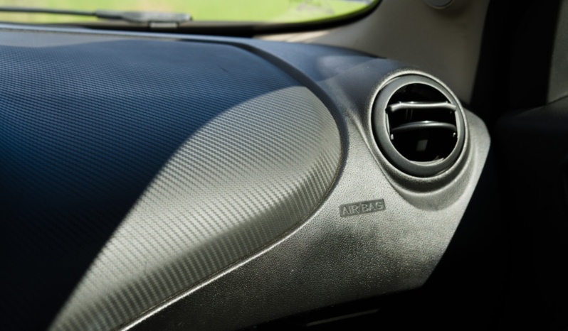 Alfa Romeo Mito full