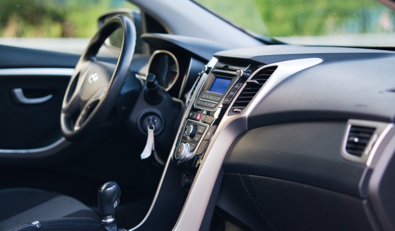 Hyundai i30 full