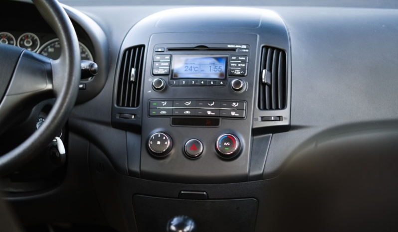Hyundai i30 full