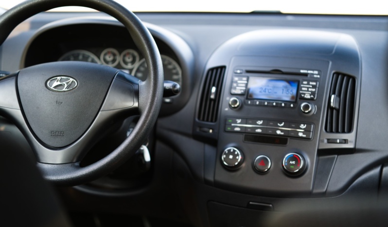 Hyundai i30 full
