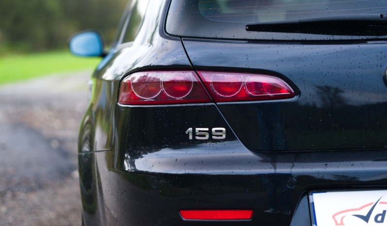 Alfa Romeo 159 full