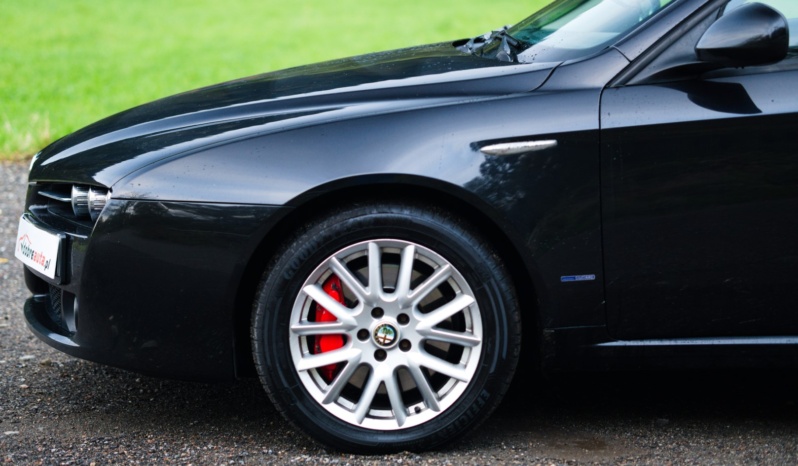 Alfa Romeo 159 full