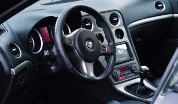 Alfa Romeo 159 full