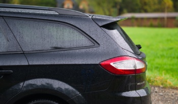 Ford Mondeo full