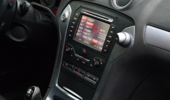 Ford Mondeo full