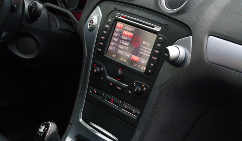 Ford Mondeo full