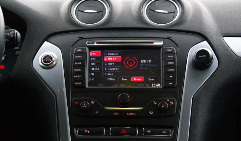 Ford Mondeo full