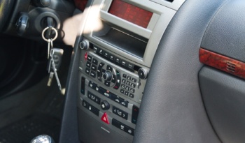 Peugeot 407 full