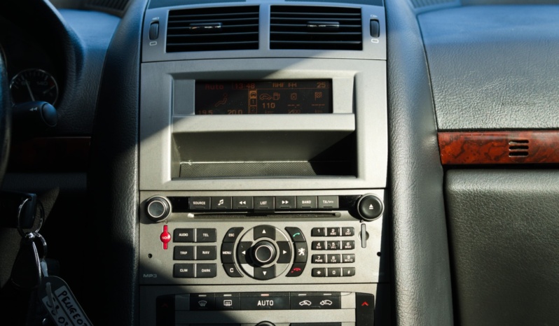 Peugeot 407 full