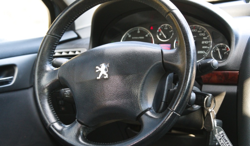 Peugeot 407 full