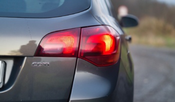 Opel Astra full