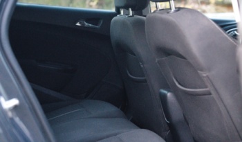 Opel Astra full