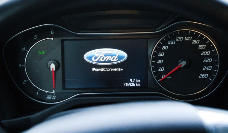 Ford Mondeo full