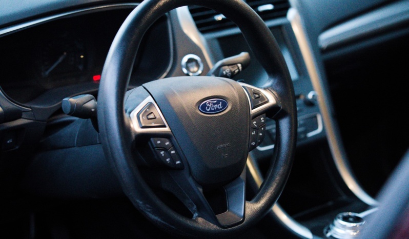 Ford Fusion full