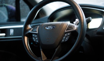 Ford Fusion full