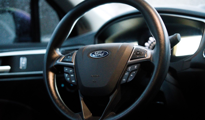 Ford Fusion full