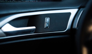 Ford Fusion full
