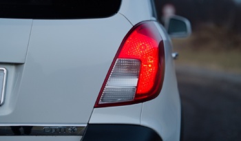 Opel Antara full