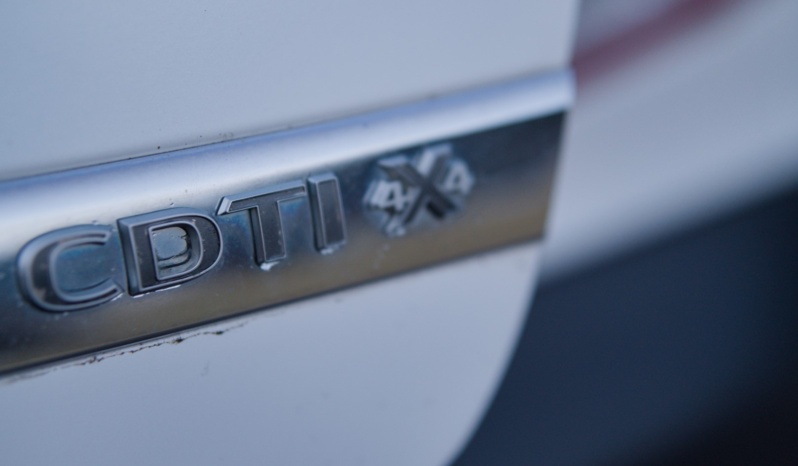 Opel Antara full