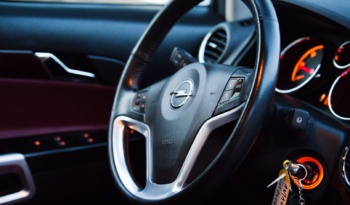 Opel Antara full
