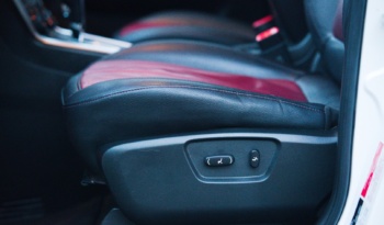 Opel Antara full