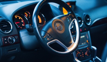 Opel Antara full