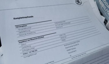 Skoda Octavia full