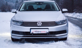 Volkswagen Passat full