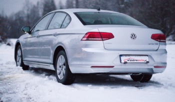Volkswagen Passat full