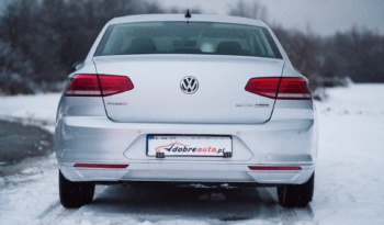 Volkswagen Passat full