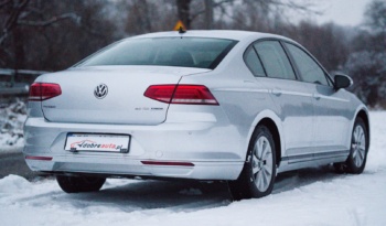 Volkswagen Passat full