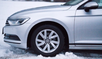 Volkswagen Passat full