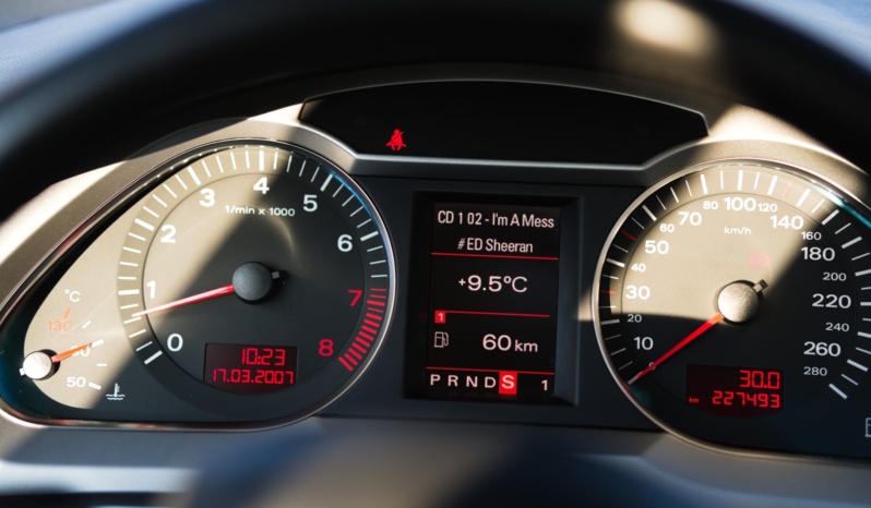 Audi A6 quattro full