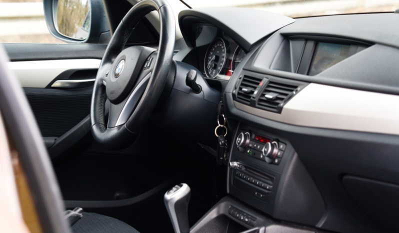 BMW X1 full