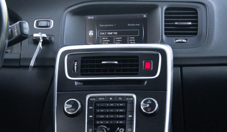 Volvo V60 full
