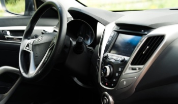 Hyundai Veloster full