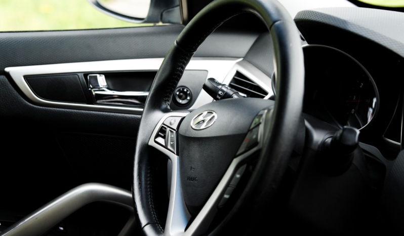 Hyundai Veloster full