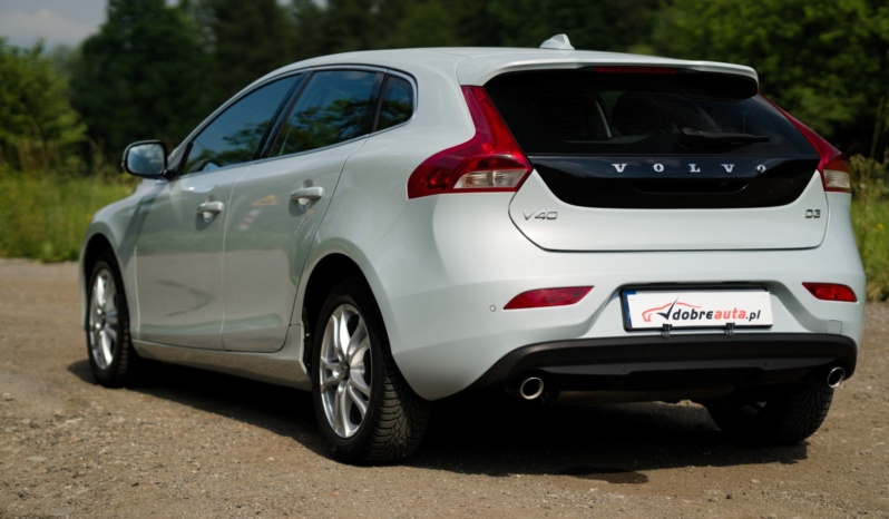 Volvo V40 full